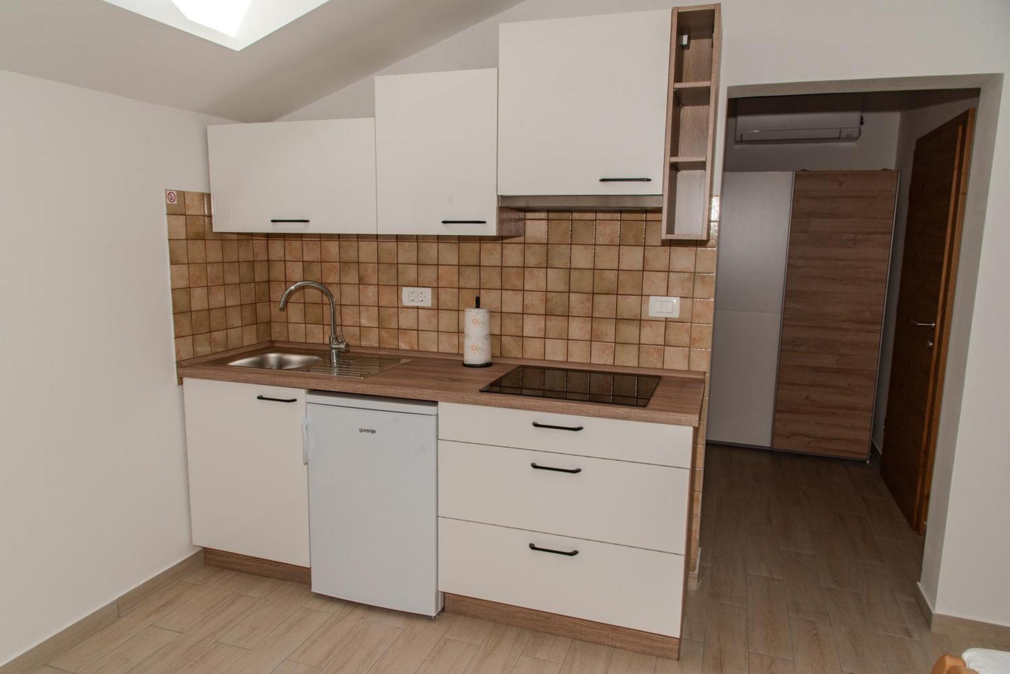 Apartmaji Tinta Kanal Bagian luar foto