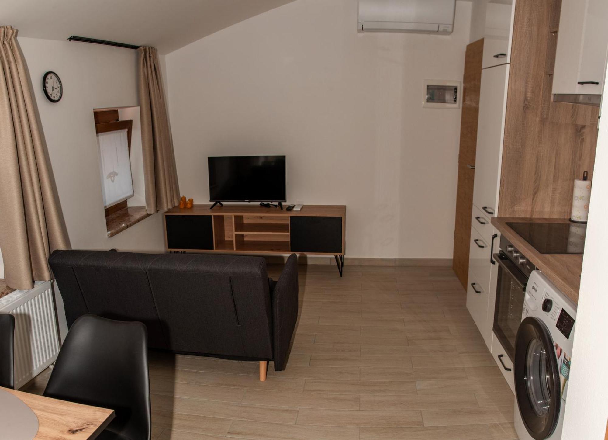 Apartmaji Tinta Kanal Bagian luar foto