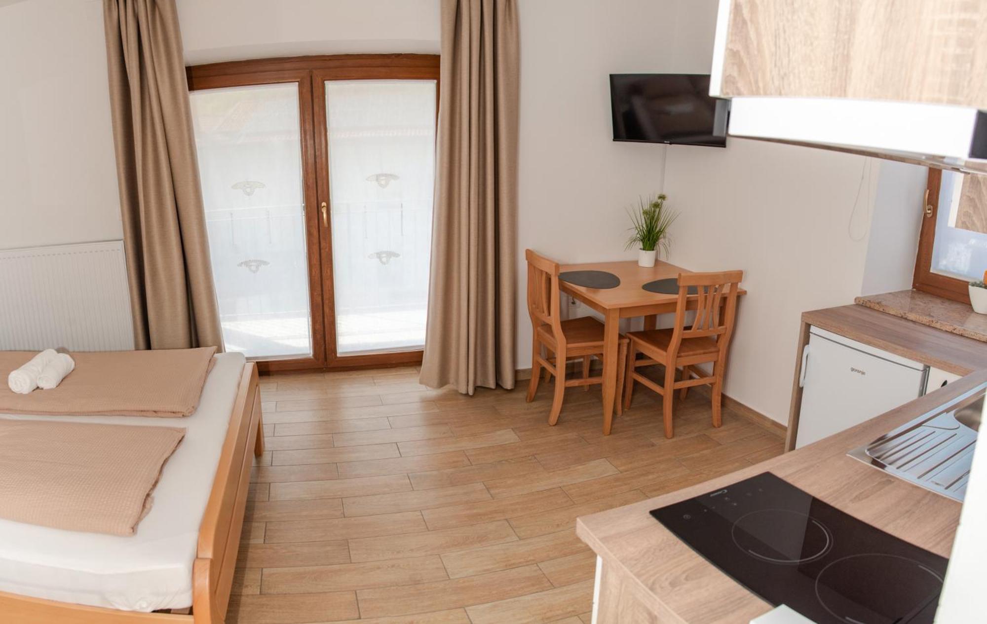 Apartmaji Tinta Kanal Bagian luar foto